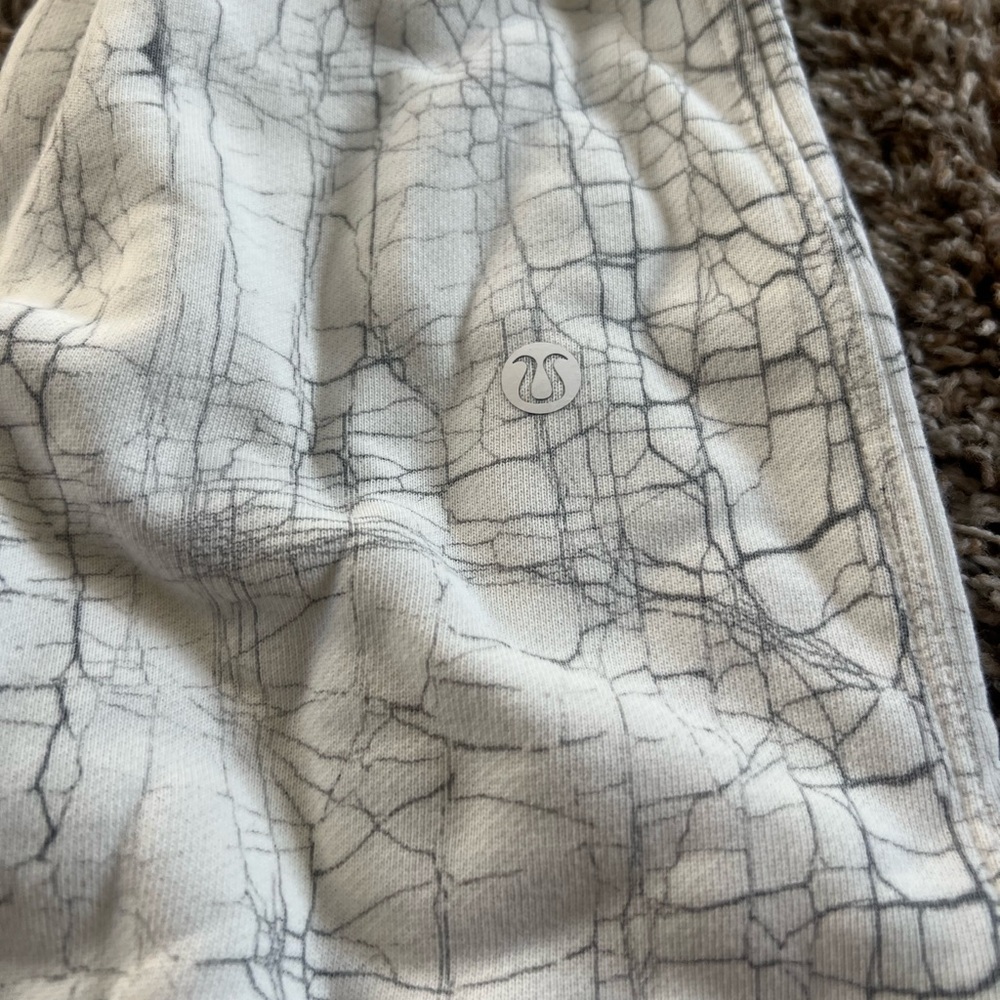 lululemon athletica White and Gray joggers - Picture 2 of 3